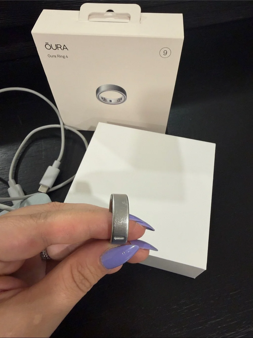 Oura ring- gen 4 brushed silver size 9 Ring with Charger